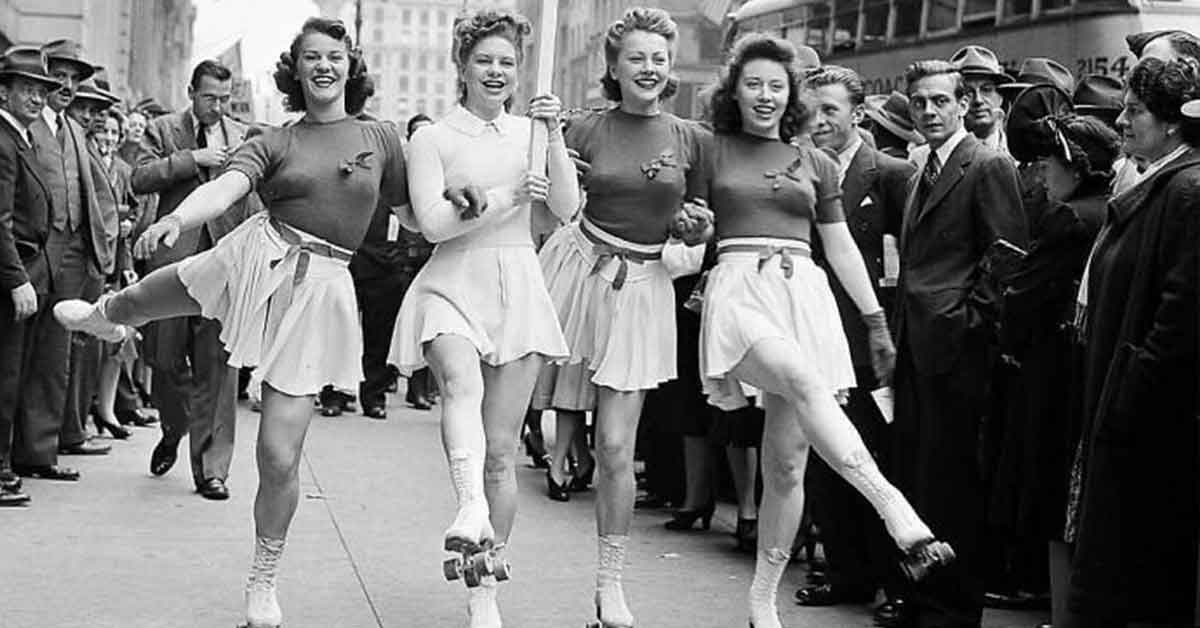 29 Perspective-Lending Photos From Across History