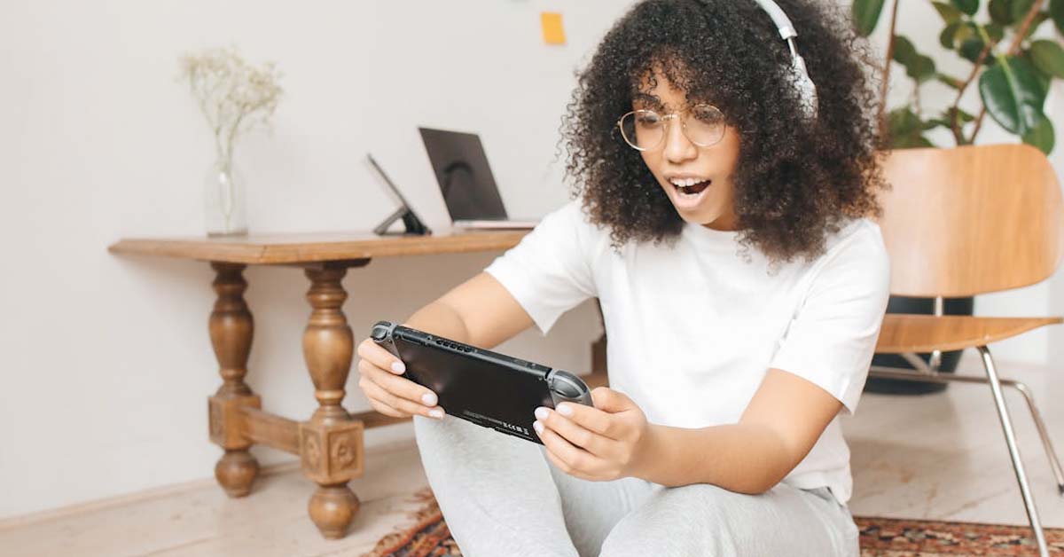 Nintendo Warns Not to Play Your New Switch on a Hot Day
