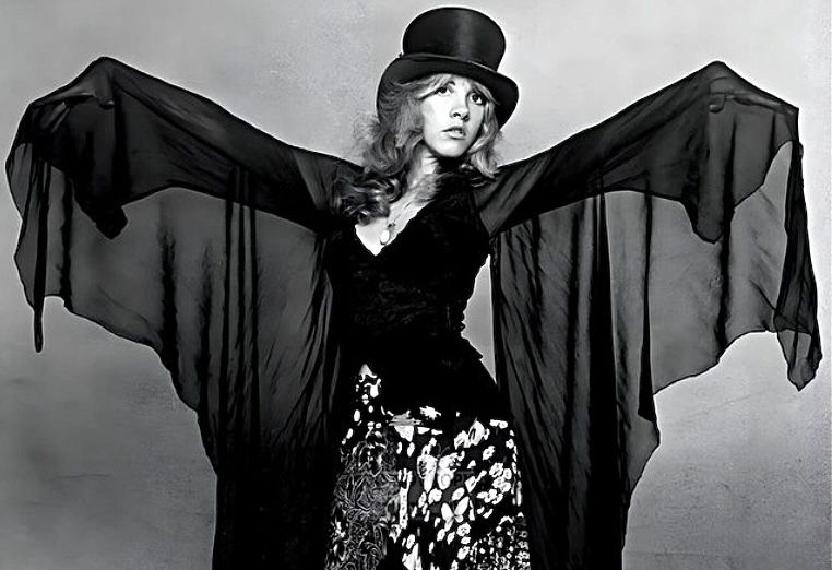 Snapshots Of Stevie Nicks At The Very Beginning
