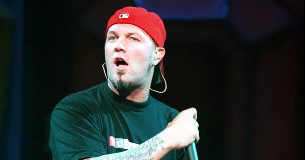 Women Can’t Contain Their Thirst for Men in Backwards Hats