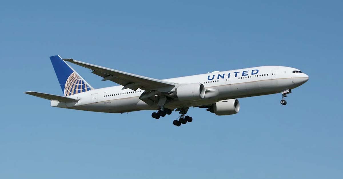 Delta and United Airlines Are Being Sued for Offering ‘Window’ Seats Without Windows
