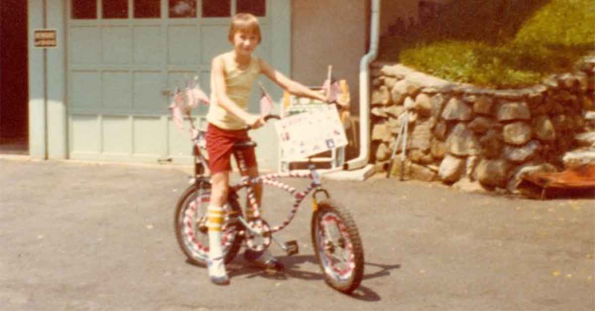 Life in 1976, Seen Through Rose Colored Photos