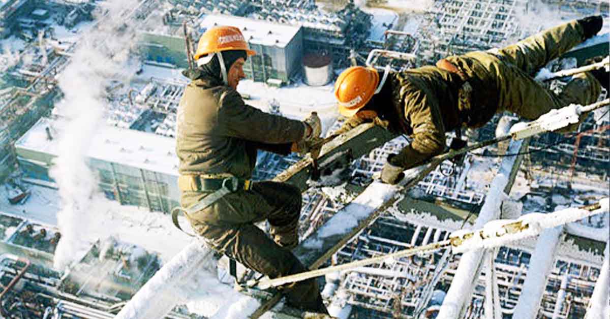 High-Up Jobs For Those Not Afraid of Heights