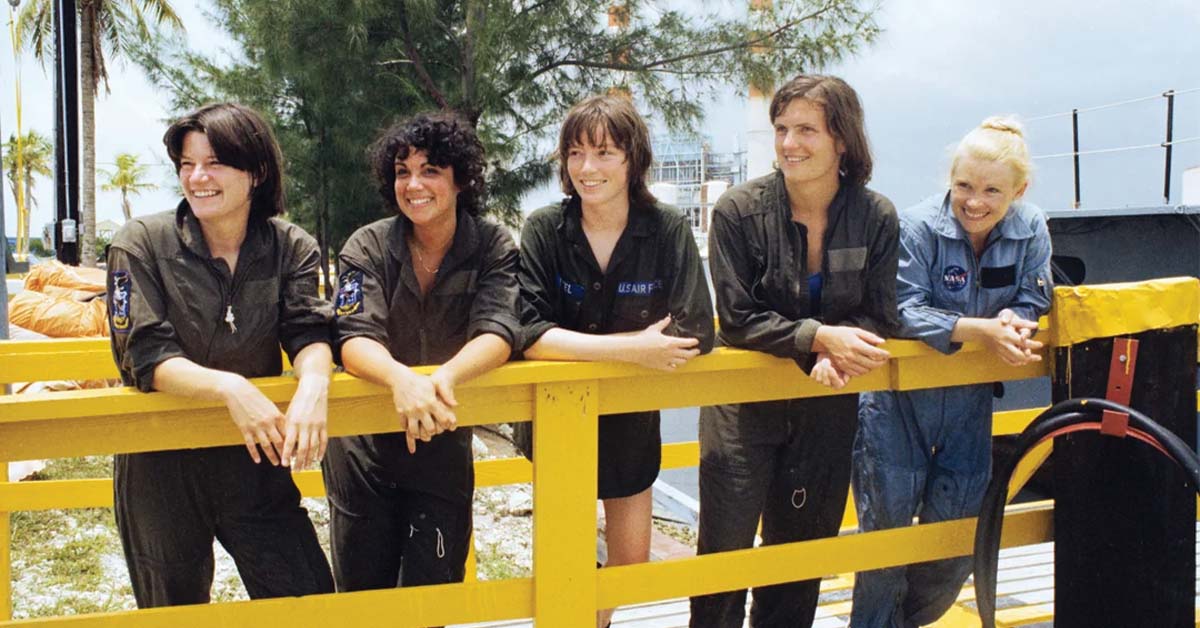 Candid Shots: Historical Events Seen From the Inside