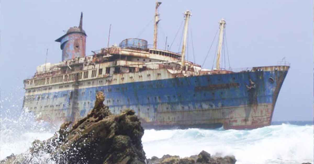 Surreal Scenes of Abandonment Once Teeming With Life