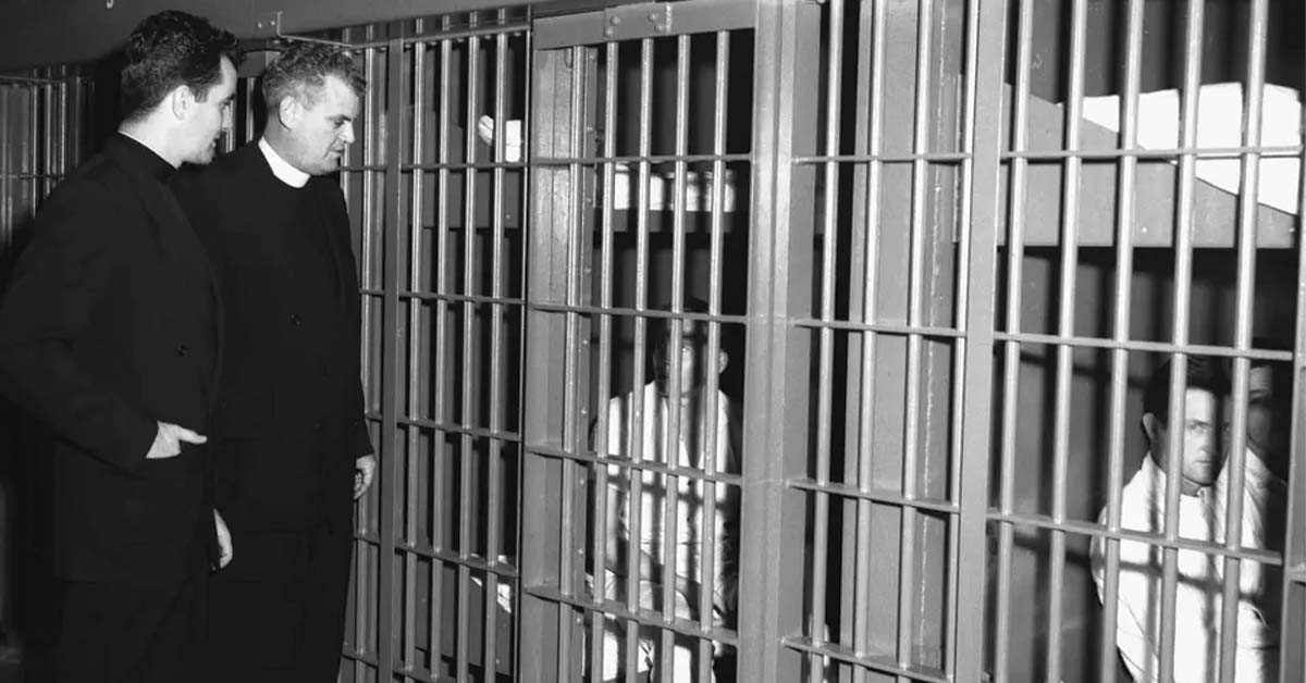 18 Images Of Prison Life Caught On Film