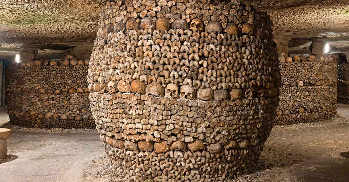 Elaborate Tombs Honoring the Dead Throughout History