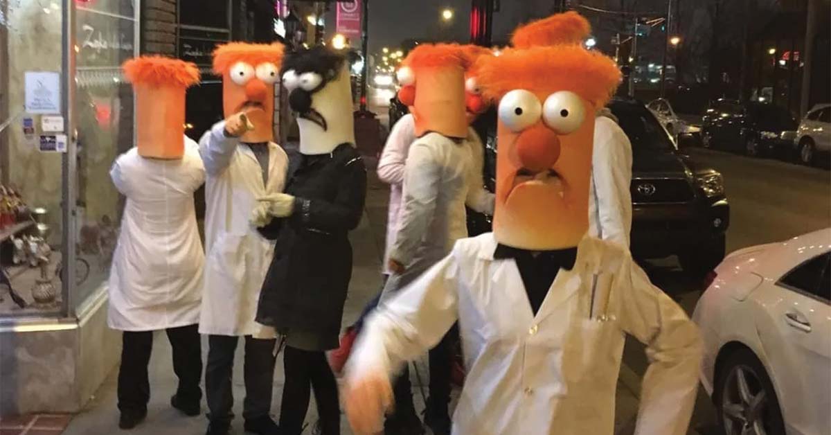 18 Photos Where Nothing Really Adds Up