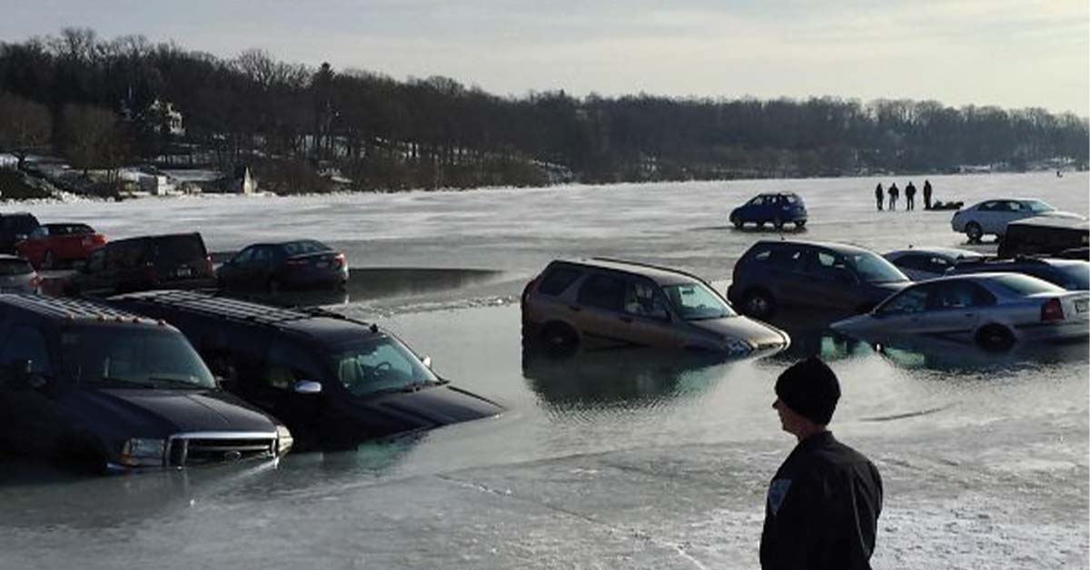 Photos Where Nobody Was Bright Enough to Know Better