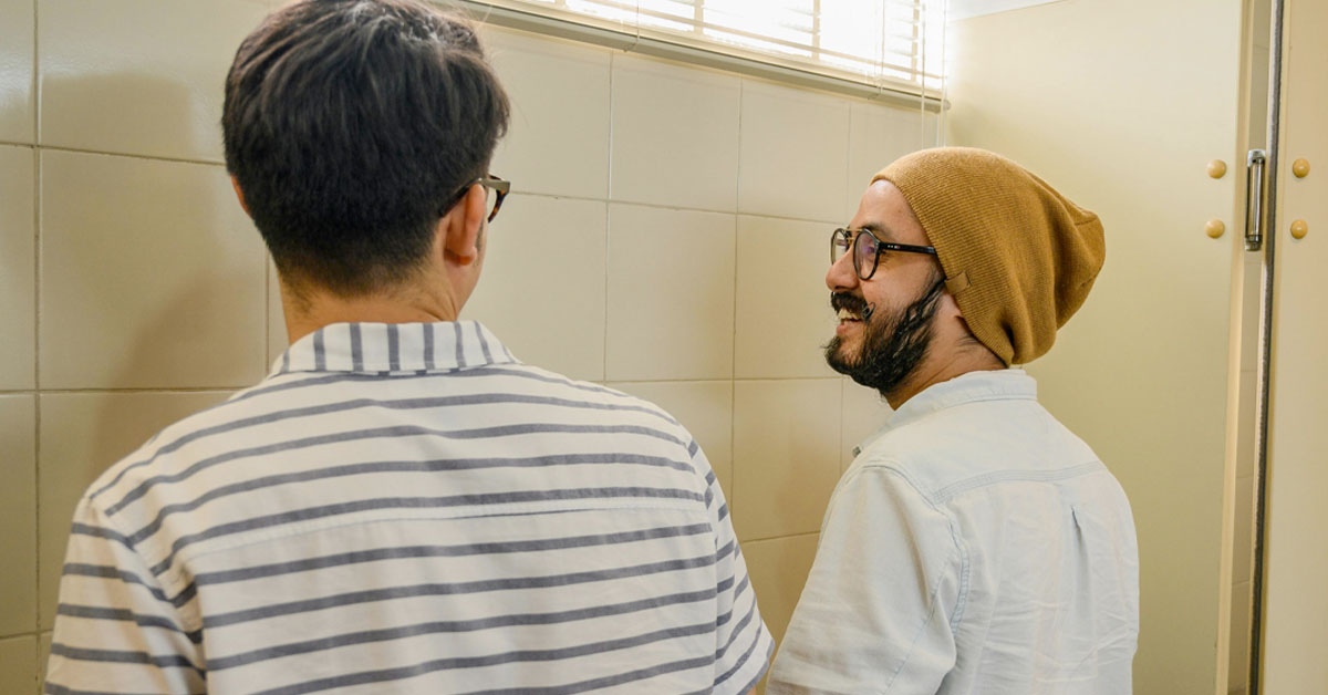 The Internet Is Divided About How You’re Supposed to Pee at a Urinal