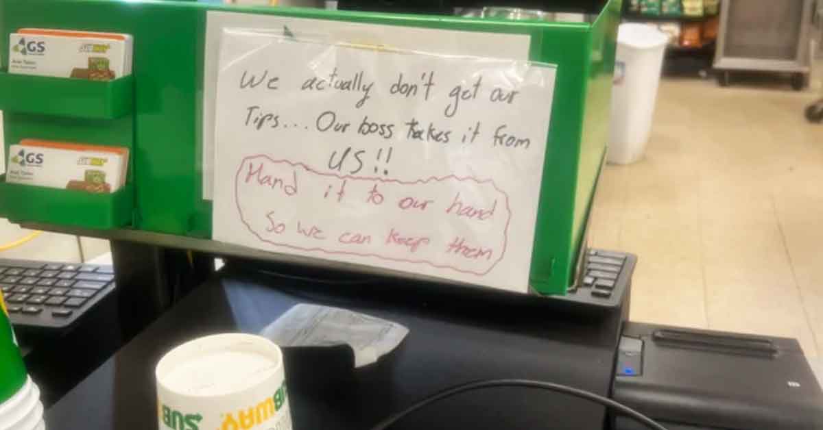 Employees Publicly Calling Out Their Bad Bosses