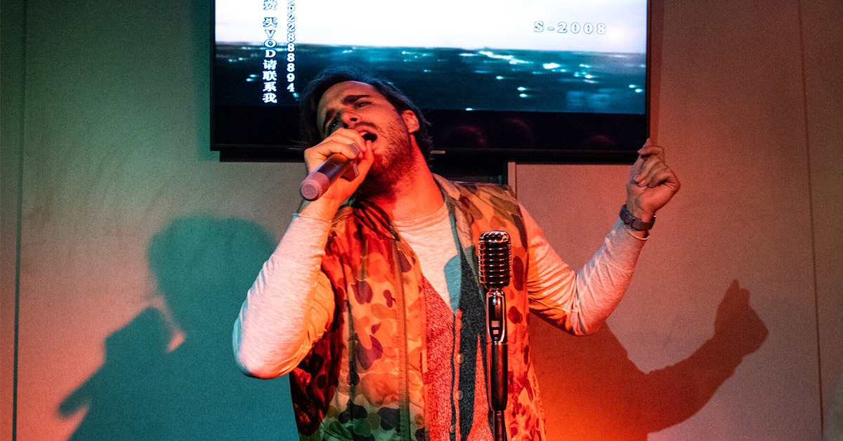 British Karaoke Bar Says Ban on Solo Drinkers Is About Creating a Safe Environment 