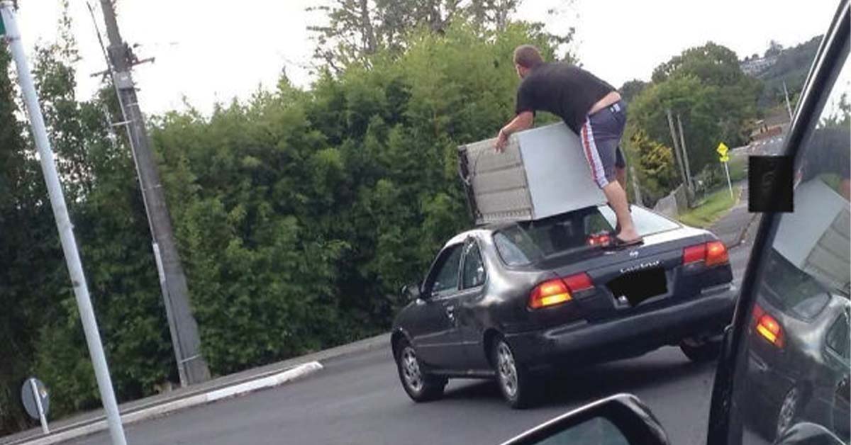 14 Photos Where Common Sense Skipped a Beat