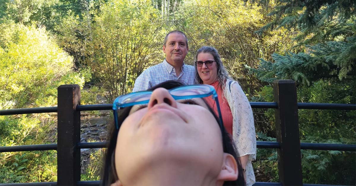 Unexpected Photobombs That Made Everything Better