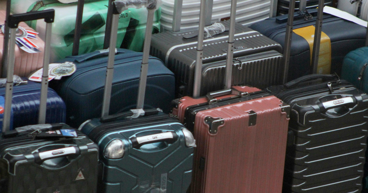 Internet Users Are Saving Money by Buying Their Clothes from Unclaimed Baggage