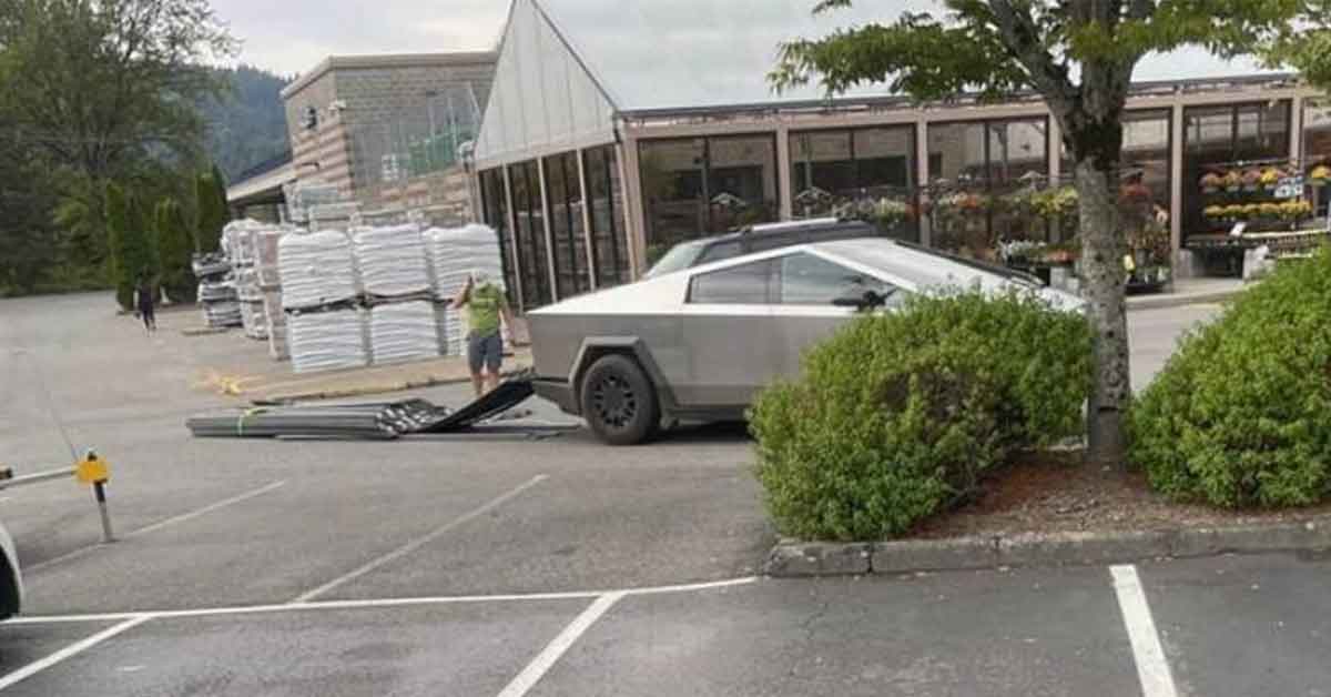 39 Pour Souls Brave Enough to Share Their Bad Luck