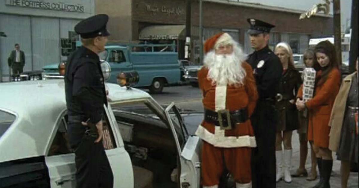 15 Santas Getting Themselves on the Naughty List