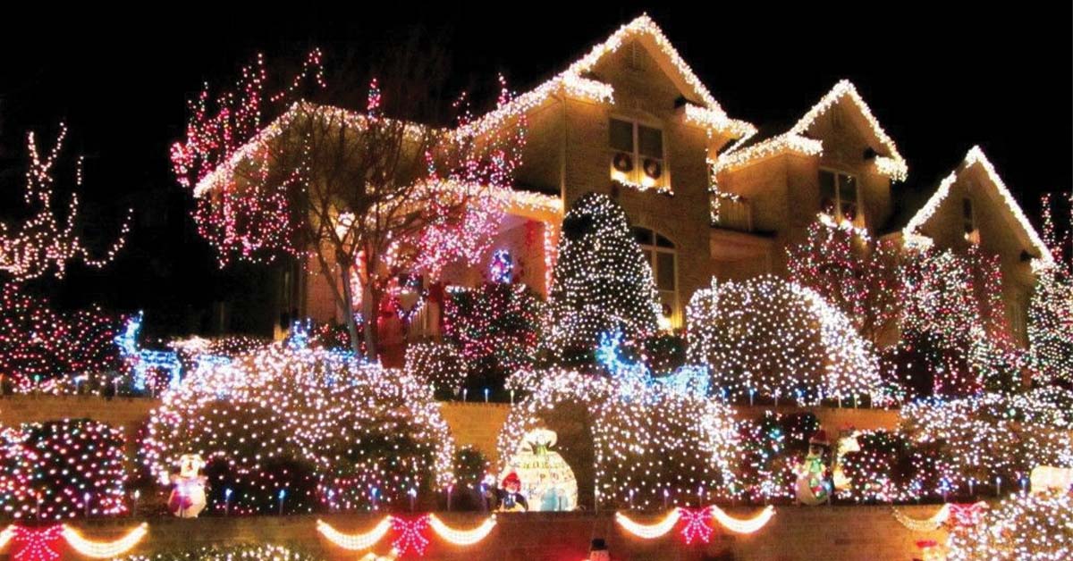 20 Christmas Decorations to Annoy the HOA