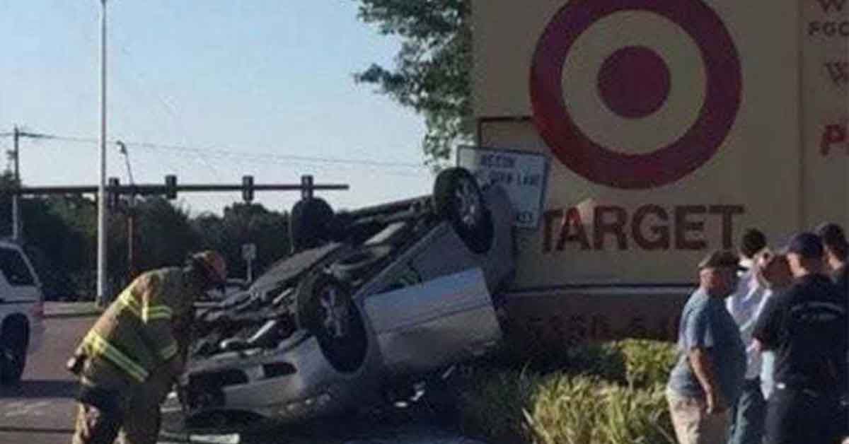 19 Questionable Pics That Made Us Hold Up a Minute | eBaum's World