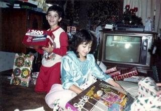 Prepare for nostalgia overload with 80s/90s Christmas pics