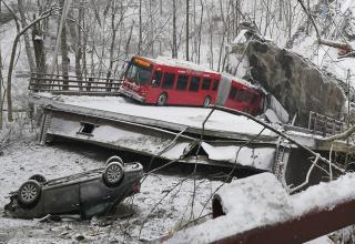 Bridge Collapses Morning of Biden's Infrastructure Visit - Ouch Gallery ...