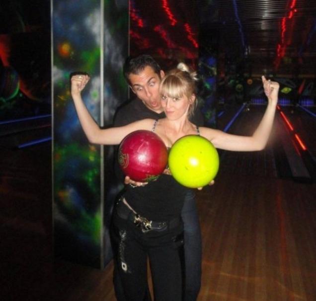 24 Lowbrow Pics to Corrupt Your Soul.