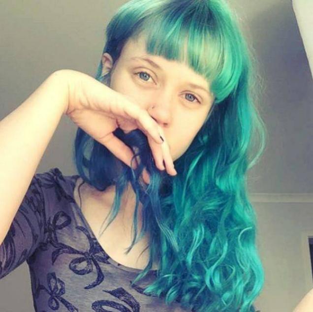 Australian Girl Makes Bank On Her Webcam