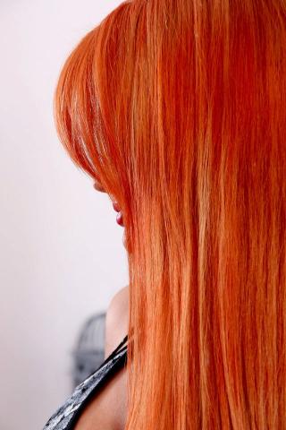 HOT MILF... A bit of a butterface...