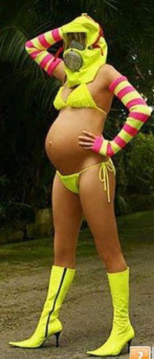 Weird Pregnancy Photos