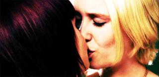 Chicks Kissing Chicks Gifs