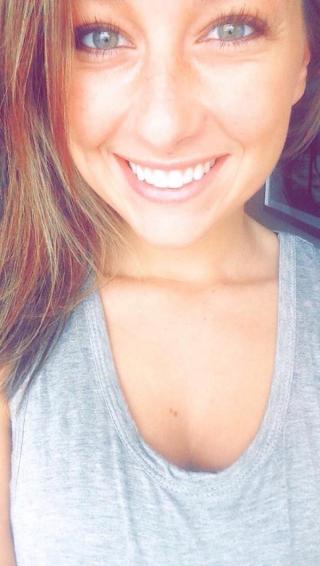 Smiles that brighten every mans day say CHEEZE!