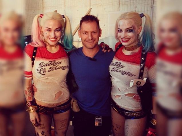 43 pics Famous Actors and Their Doubles