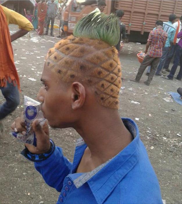 31 Examples of Hairstyles Gone Wrong