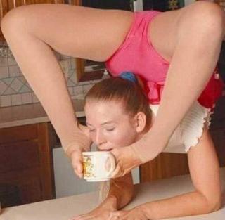 You don't have to be hot when you can bend like this