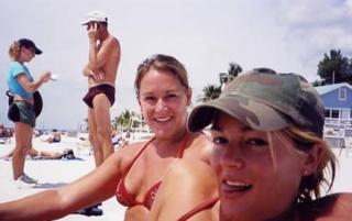 19 Hilarious Photobombs!