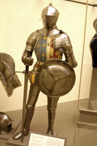 24 Incredible Historical Armors That Still Exist!