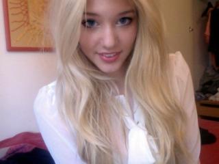 ULOOK2's Candid Girls!