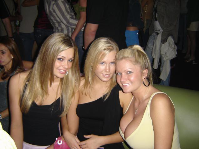 32 Girls Who Totally Stole The Spotlight