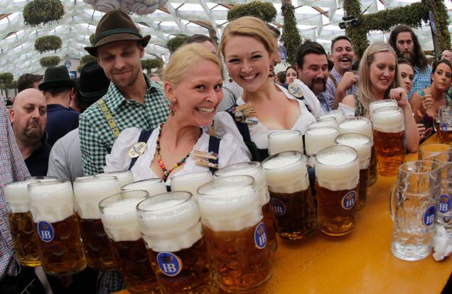 32 Ways To Know It's Time For OKTOBERFEST