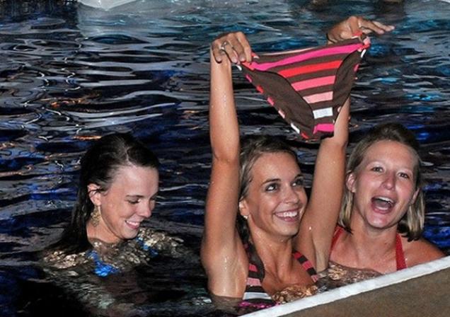 35 Crazy Awesome Pictures For Your Pleasure