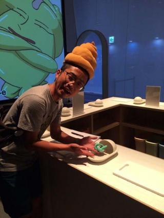 New Toilet Museum In Tokyo Looks... Bizarre...