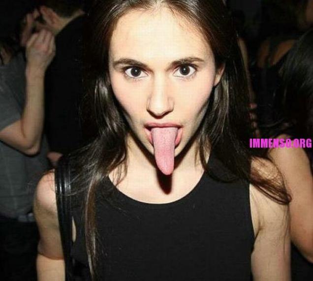 46 Times Famous Stars Got Caught Sticking Out Their Tongues