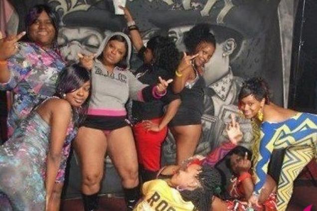 30 Super Fabulous Ghetto Glamour Shots