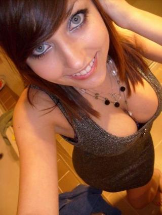 Amateur Awesomeness Girls With Assets