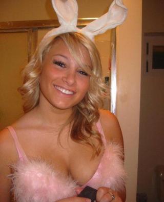 Sizzling Sweethearts Girlfriends Of The Day