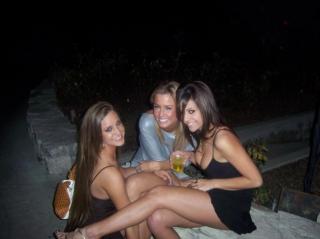 Sizzling Sweethearts: Girls Next Door Playing