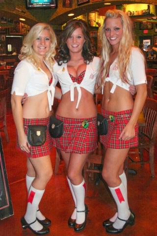sexy Girls at Tilted Kilt