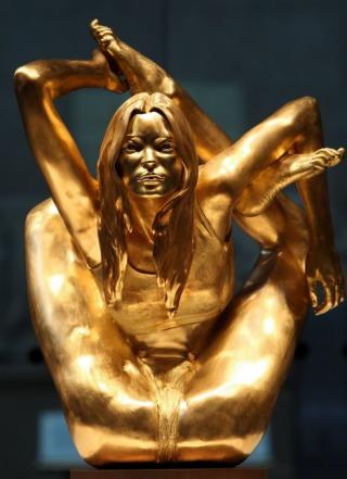 Amazing Golden Sculptures