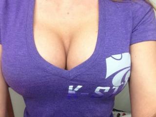 Killer Cleavage Collection Tumblr Tatas 3