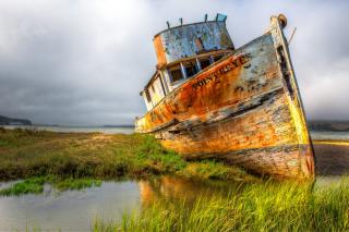30 Beautifully Decaying Shipwrecks Reclaimed By The Seas